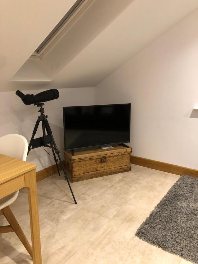 Quiet Secluded Loft In County Durham Apartment Exterior photo